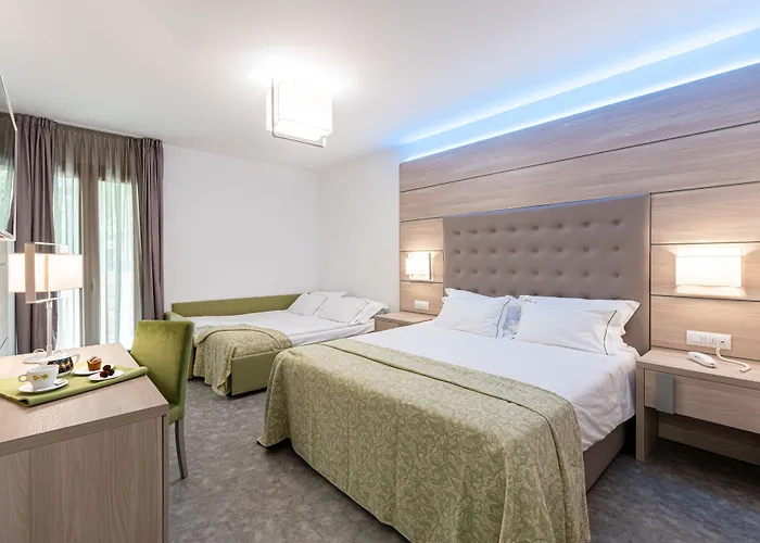 Hotel Trilago